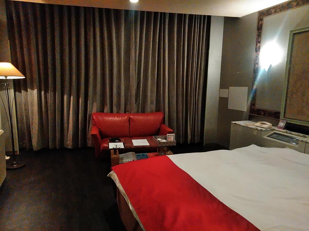 Hotel Liberty Kochi (Adults Only) Esterno foto
